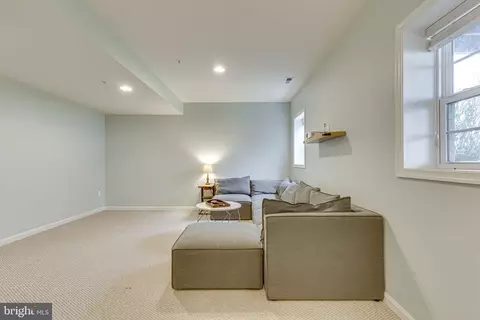 Living - 3006 Bender Ridge Ct, Parkville, MD 21234 photo 7 of 8