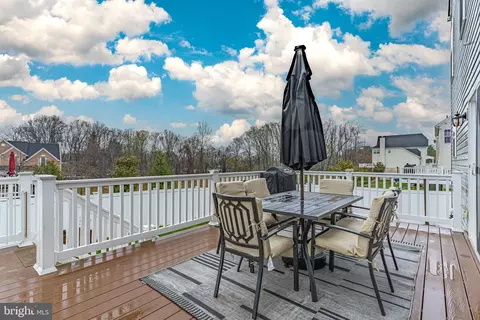Exterior - 3006 Bender Ridge Ct, Parkville, MD 21234 photo 3 of 11
