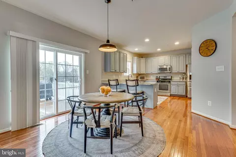 Dining - 3006 Bender Ridge Ct, Parkville, MD 21234 photo 4 of 6