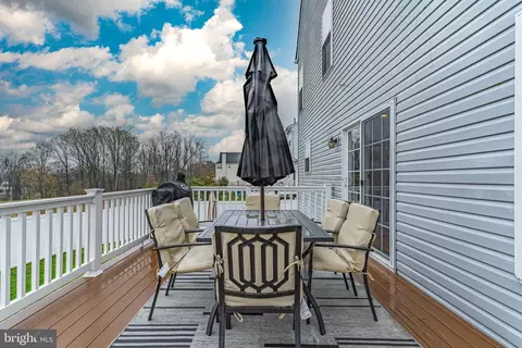 Exterior - 3006 Bender Ridge Ct, Parkville, MD 21234 photo 4 of 11