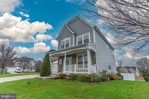 Exterior - 3006 Bender Ridge Ct, Parkville, MD 21234 photo 10 of 11