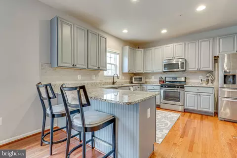 Kitchen - 3006 Bender Ridge Ct, Parkville, MD 21234 photo 2 of 6
