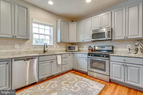 Kitchen - 3006 Bender Ridge Ct, Parkville, MD 21234 photo 3 of 6