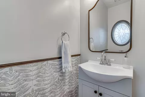 Bath - 3006 Bender Ridge Ct, Parkville, MD 21234 photo 1 of 6