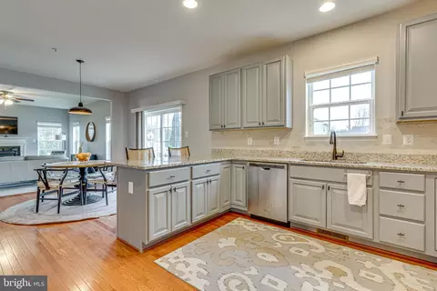 Kitchen - 3006 Bender Ridge Ct, Parkville, MD 21234 photo 6 of 6