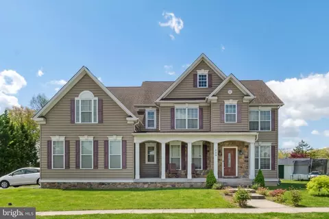 Exterior - 818 Salvatore Rd, Middle River, MD 21220 photo 2 of 14