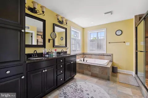 Bath - 818 Salvatore Rd, Middle River, MD 21220 photo 2 of 6