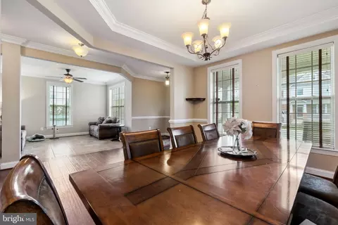 Dining - 818 Salvatore Rd, Middle River, MD 21220 photo 2 of 7
