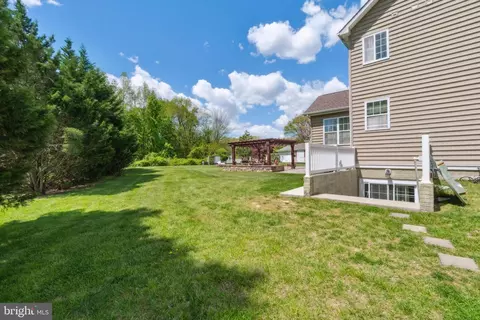Exterior - 818 Salvatore Rd, Middle River, MD 21220 photo 6 of 14
