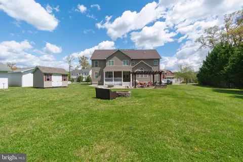 Exterior - 818 Salvatore Rd, Middle River, MD 21220 photo 9 of 14