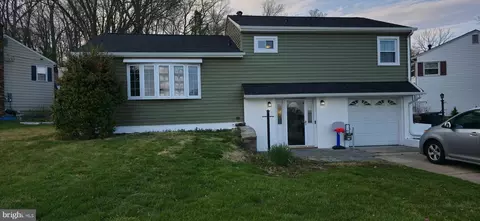 1100 Plover Dr, Halethorpe, MD 21227