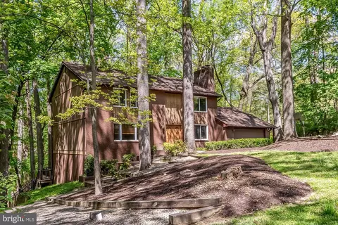 3712 Gardenview Rd, Pikesville, MD 21208
