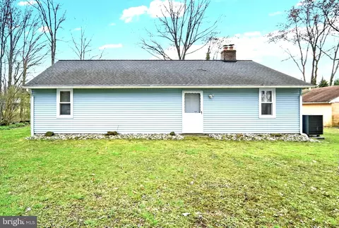 Exterior - 4310 1 Silver Spring Rd, Perry Hall, MD 21128 photo 3 of 8