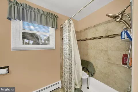 Bath - 4310 1 Silver Spring Rd, Perry Hall, MD 21128 photo 2 of 2