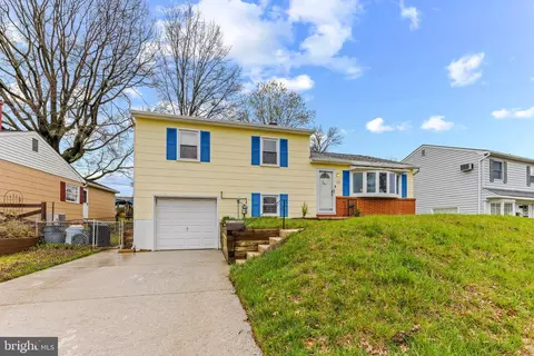 1818 Wycliffe Rd, Parkville, MD 21234