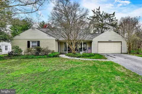 7906 Stevenson Rd, Pikesville, MD 21208