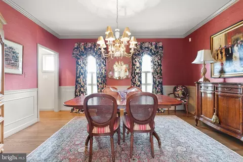 Dining - 14005 Manor Rd, Baldwin, MD 21013 photo 4 of 4