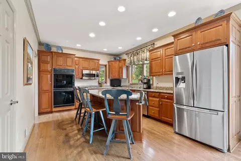 Kitchen - 14005 Manor Rd, Baldwin, MD 21013 photo 2 of 7