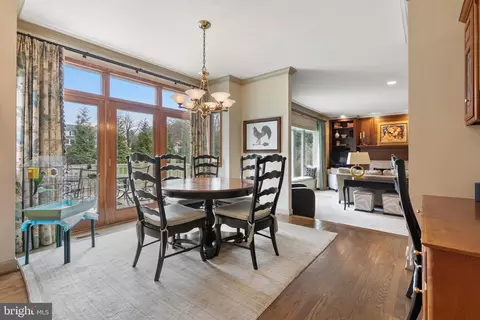 Dining - 14005 Manor Rd, Baldwin, MD 21013 photo 1 of 4