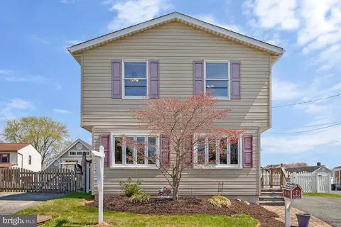 341 St Georges Rd, Essex, MD 21221