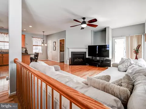 Living - 9627 Biggs Rd, Middle River, MD 21220 photo 1 of 5