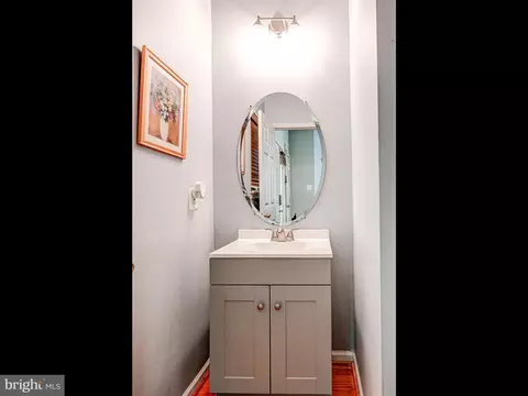 Bath - 9627 Biggs Rd, Middle River, MD 21220 photo 1 of 5