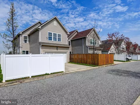 Exterior - 9627 Biggs Rd, Middle River, MD 21220 photo 11 of 19