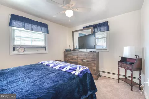 Bedroom - 22 Helicopter Dr, Middle River, MD 21220 photo 5 of 6