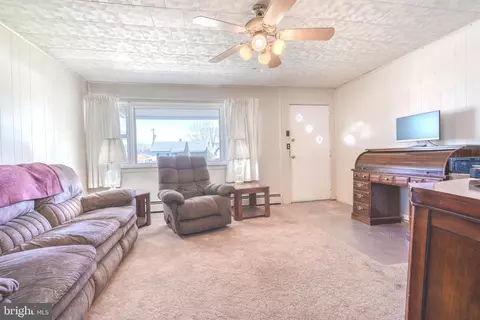Living - 22 Helicopter Dr, Middle River, MD 21220 photo 1 of 2