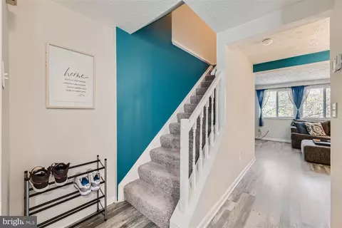 Entry Way - 8 Verity Ct, Nottingham, MD 21236 photo 2 of 4
