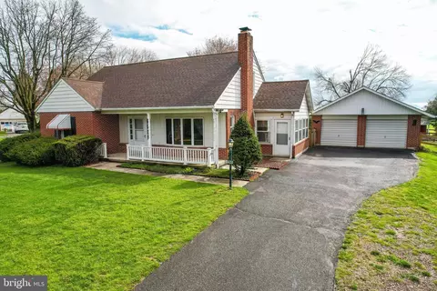 15753 Dover Rd, Upperco, MD 21155