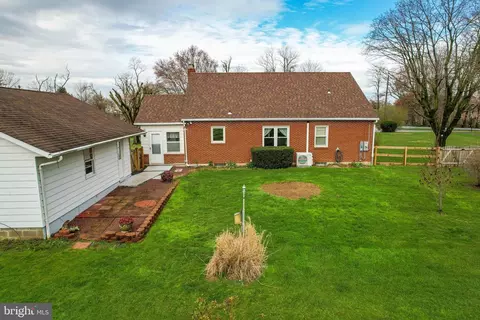 Exterior - 15753 Dover Rd, Upperco, MD 21155 photo 12 of 14