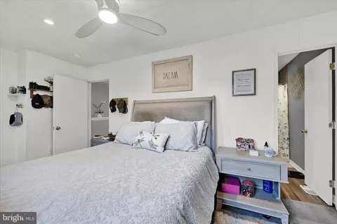 Bedroom - 2017 Amber Way, Windsor Mill, MD 21244 photo 2 of 4
