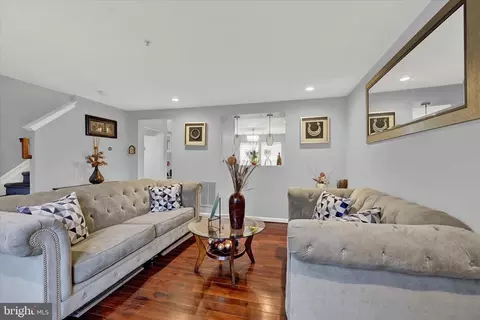 Living - 2017 Amber Way, Windsor Mill, MD 21244 photo 2 of 5