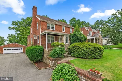 219 Mount De Sales Rd, Baltimore, MD 21229