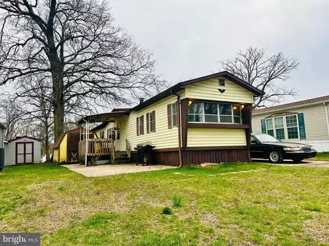 3529 Buckboard Ln, Middle River, MD 21220