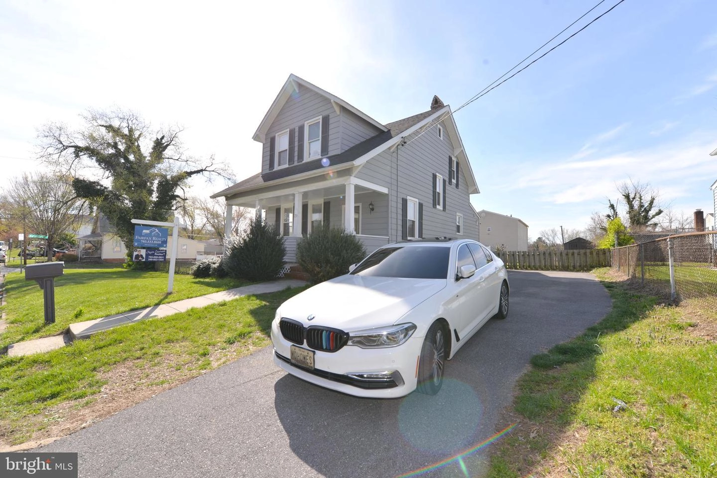 Exterior - 29 4th Ave, Halethorpe, MD 21227 photo 2 of 15