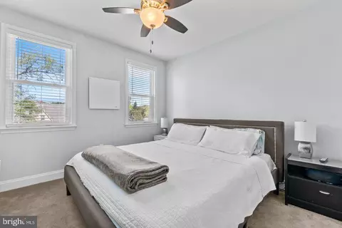 Bedroom - 29 4th Ave, Halethorpe, MD 21227 photo 5 of 6