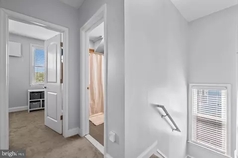 Entry Way - 29 4th Ave, Halethorpe, MD 21227 photo 2 of 3