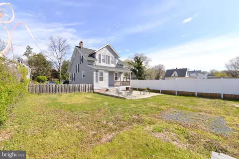Exterior - 29 4th Ave, Halethorpe, MD 21227 photo 11 of 15