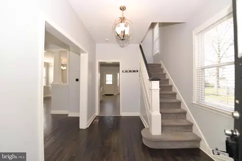 Entry Way - 29 4th Ave, Halethorpe, MD 21227 photo 1 of 3