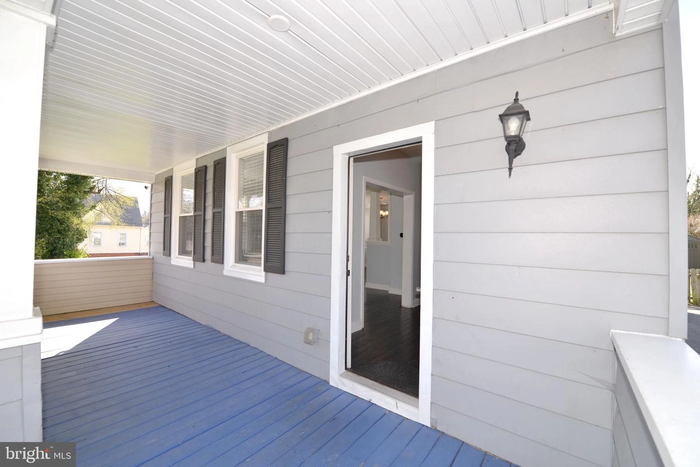 Exterior - 29 4th Ave, Halethorpe, MD 21227 photo 5 of 15