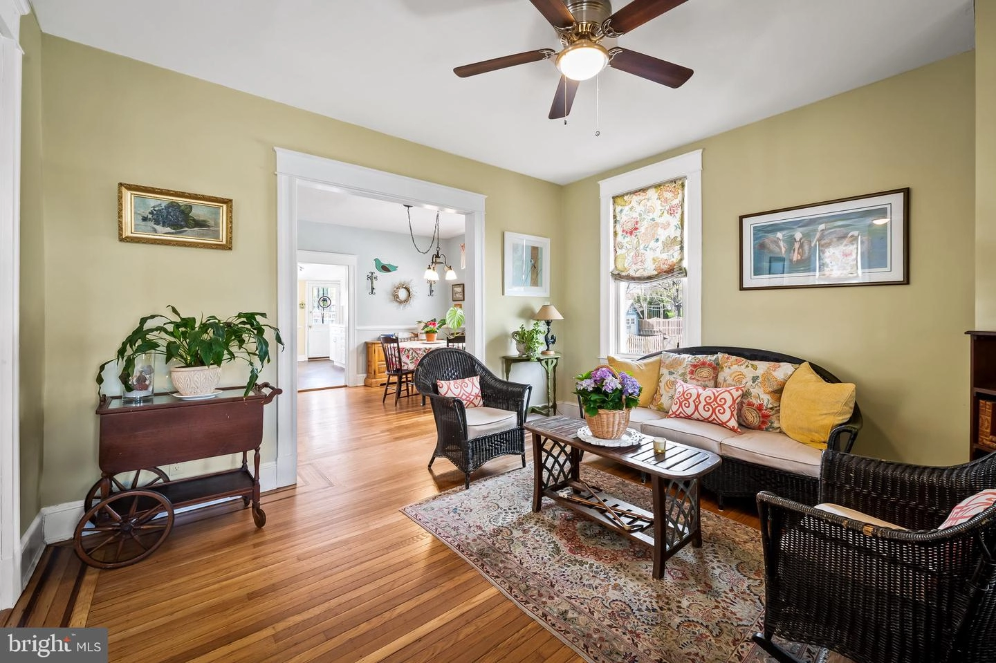 Living - 1001 Overbrook Rd, Baltimore, MD 21239 photo 2 of 6