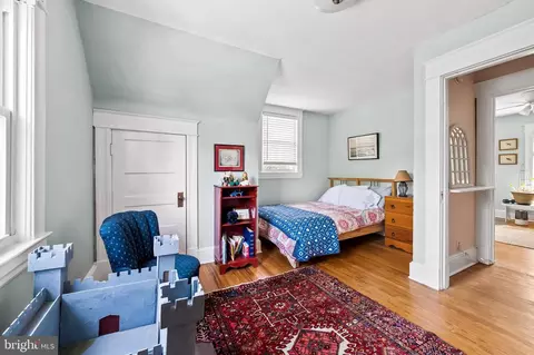 Bedroom - 1001 Overbrook Rd, Baltimore, MD 21239 photo 2 of 4