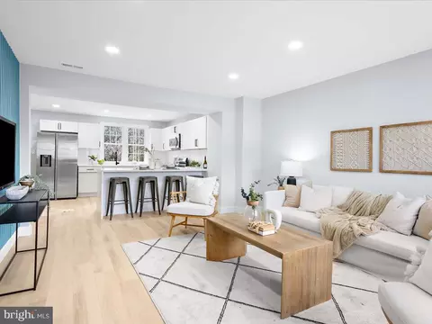 Living - 5614 Whitby Rd, Baltimore, MD 21206 photo 2 of 6