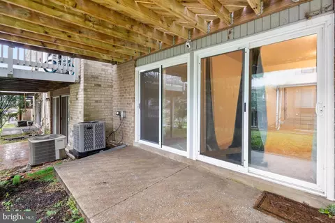 Exterior - 106 Windblown Ct, Baltimore, MD 21209 photo 6 of 7