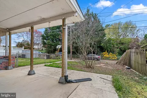 Exterior - 1235 Brewster St, Halethorpe, MD 21227 photo 4 of 9