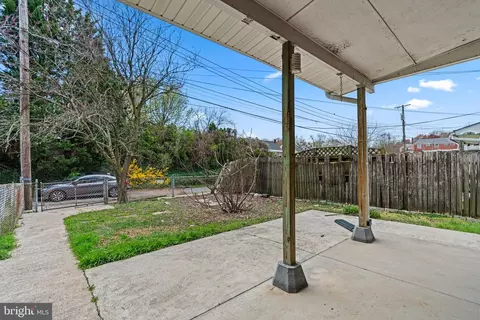 Exterior - 1235 Brewster St, Halethorpe, MD 21227 photo 3 of 9