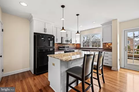 Kitchen - 248 Brandon Rd, Baltimore, MD 21212 photo 3 of 4