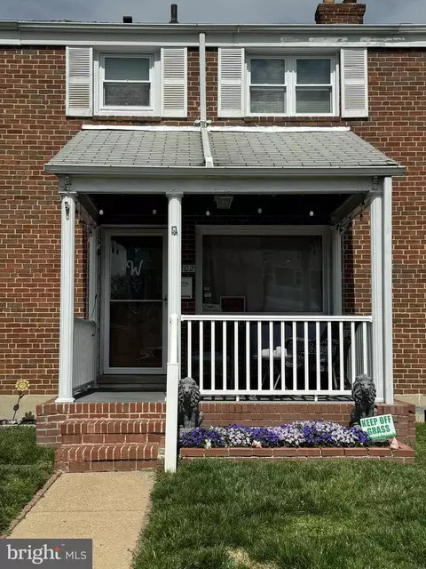 2802 Kirkleigh Rd, Dundalk, MD 21222